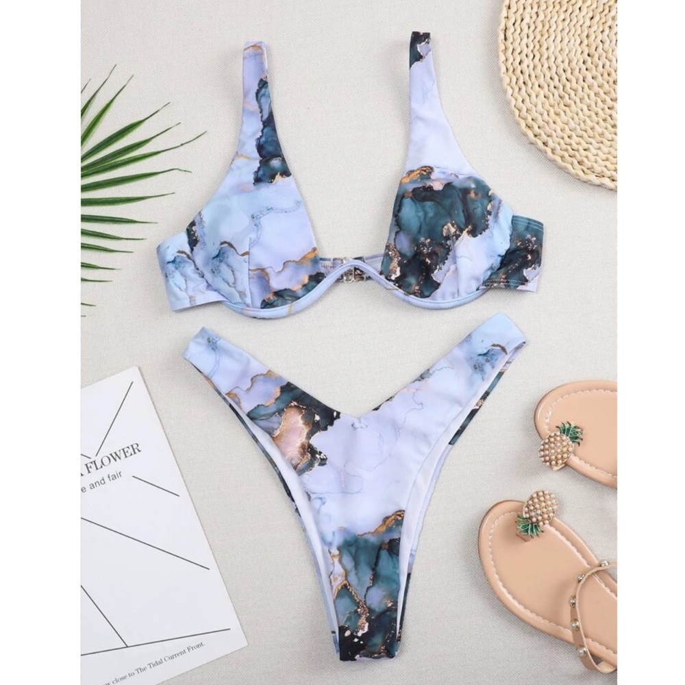 Marble Print Underwire Bikini Swimsuit